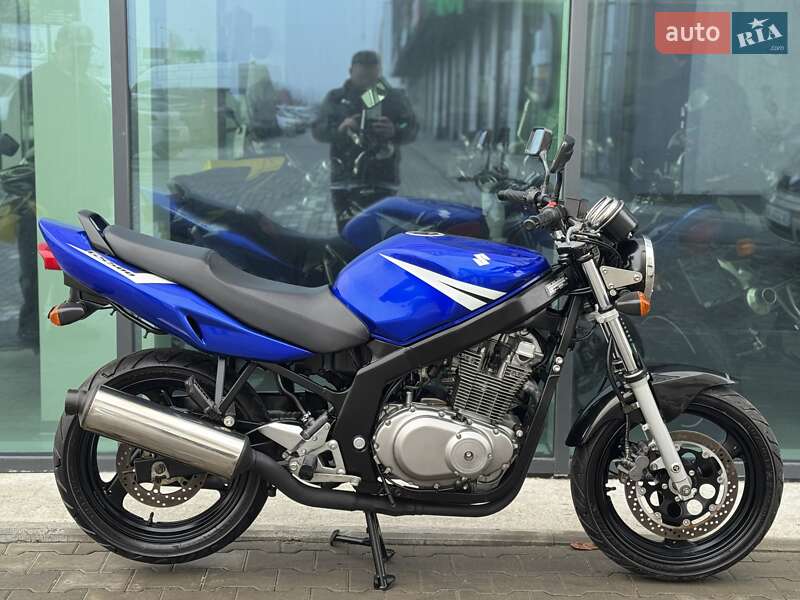 Мотоцикл Без обтікачів (Naked bike) Suzuki GS 500 2004 в Рівному