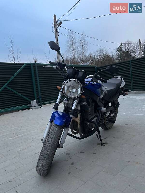 Мотоцикл Без обтікачів (Naked bike) Suzuki GS 500 2005 в Львові