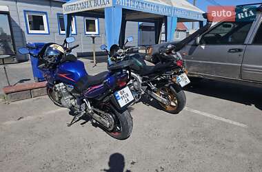 Мотоцикл Спорт-туризм Suzuki GSF 600 Bandit S 2001 в 