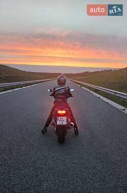 Мотоцикл Спорт-туризм Suzuki GSF 600 Bandit S 2001 в 