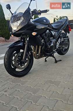 Мотоцикл Спорт-туризм Suzuki GSF 650 Bandit 2011 в 