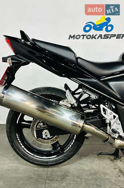 Мотоцикл Туризм Suzuki GSF 650 Bandit 2011 в 