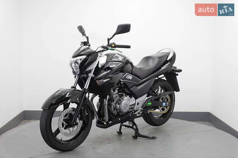 Мотоцикл Без обтекателей (Naked bike) Suzuki GSR 250 2015 в Гнивани