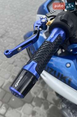 Мотоцикл Без обтекателей (Naked bike) Suzuki GSR 250 2016 в 