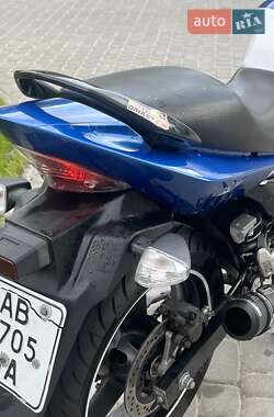 Мотоцикл Без обтекателей (Naked bike) Suzuki GSR 250 2016 в 