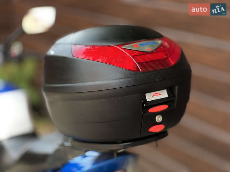 Мотоцикл Классик Suzuki GSR 250 2016 в Виннице