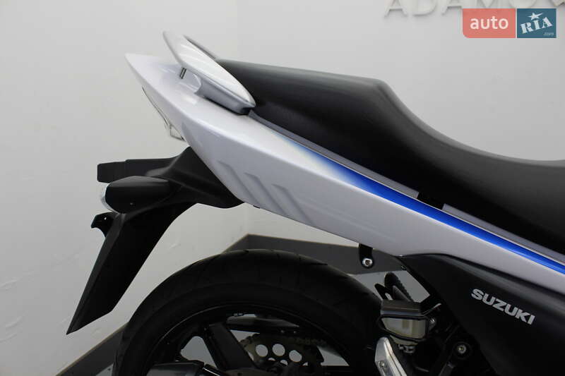 Мотоцикл Спорт-туризм Suzuki GSR 250 2017 в Гнивани