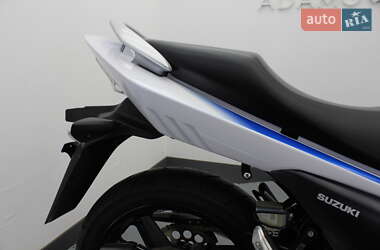 Мотоцикл Спорт-туризм Suzuki GSR 250 2017 в  фото 15 Мотоцикл Спорт-туризм Suzuki GSR 250 2017 в