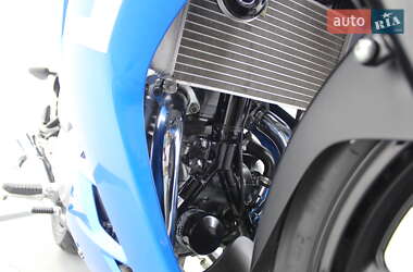 Мотоцикл Спорт-туризм Suzuki GSR 250 2017 в  фото 22 Мотоцикл Спорт-туризм Suzuki GSR 250 2017 в