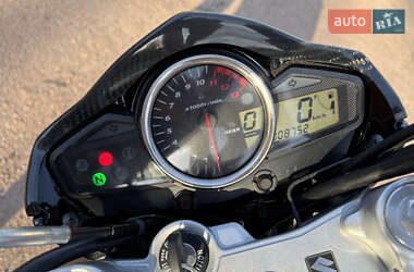 Мотоцикл Без обтекателей (Naked bike) Suzuki GSR 250 2012 в 