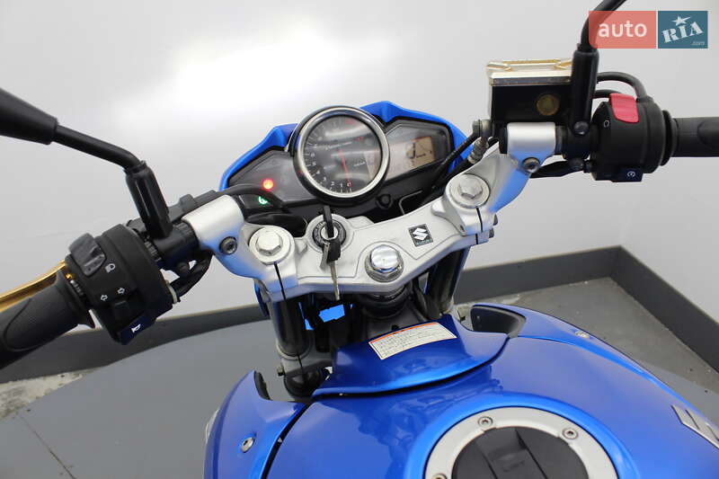 Мотоцикл Без обтекателей (Naked bike) Suzuki GSR 250 2015 в Гнивани