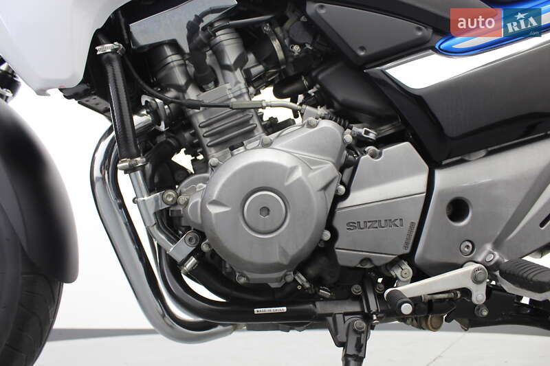 Мотоцикл Без обтекателей (Naked bike) Suzuki GSR 250 2015 в Гнивани
