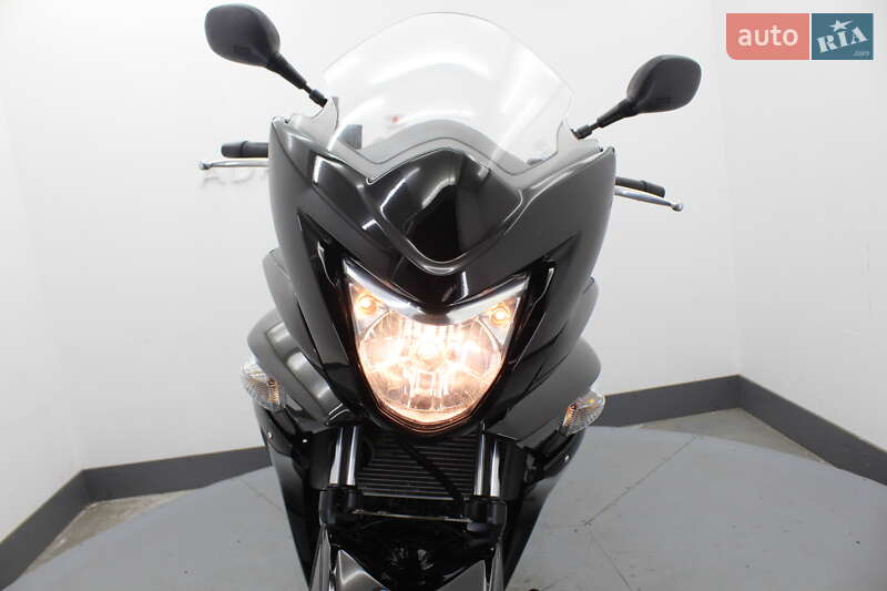 Мотоцикл Спорт-туризм Suzuki GSR 250 2016 в Гнивани