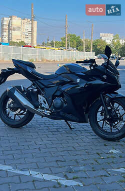 Спортбайк Suzuki GSR 250 2021 в Одессе