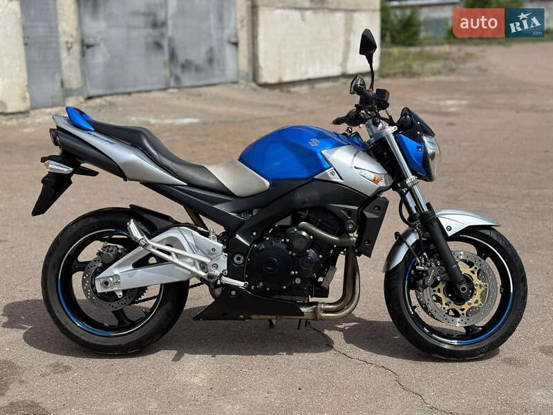 Мотоцикл Без обтекателей (Naked bike) Suzuki GSR 400 2009 в Сновске фото 2 Мотоцикл Без обтекателей (Naked bike) Suzuki GSR 400 2009 в Сновске