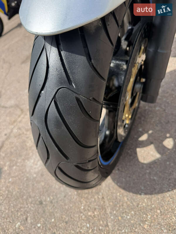 Мотоцикл Без обтекателей (Naked bike) Suzuki GSR 400 2009 в Сновске фото 10 Мотоцикл Без обтекателей (Naked bike) Suzuki GSR 400 2009 в Сновске