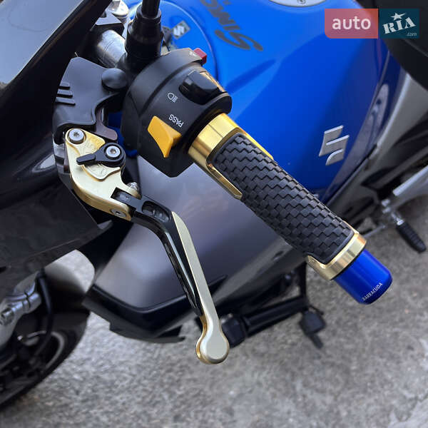 Мотоцикл Без обтекателей (Naked bike) Suzuki GSR 400 2009 в Марганце