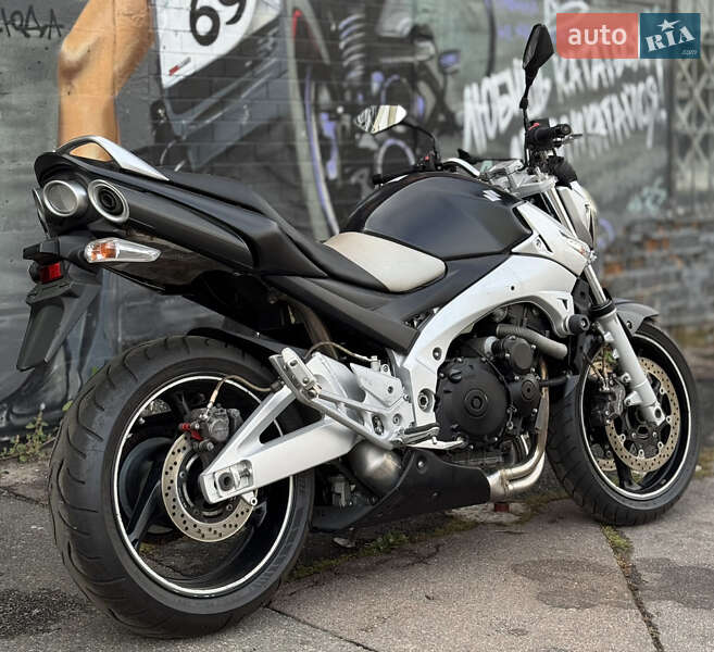 Мотоцикл Без обтікачів (Naked bike) Suzuki GSR 400 2012 в Києві