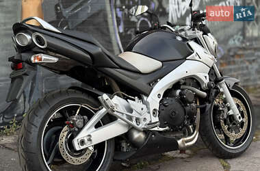 Мотоцикл Без обтекателей (Naked bike) Suzuki GSR 400 2012 в 