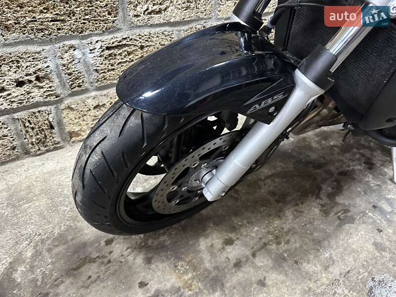 Мотоцикл Без обтекателей (Naked bike) Suzuki GSR 400 2007 в Одессе фото 3 Мотоцикл Без обтекателей (Naked bike) Suzuki GSR 400 2007 в Одессе