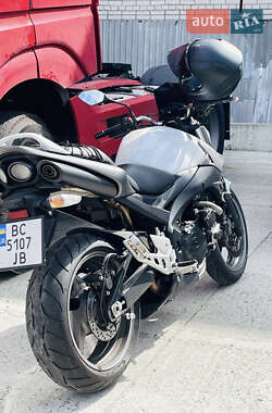 Мотоцикл Без обтекателей (Naked bike) Suzuki GSR 400 2013 в Львове