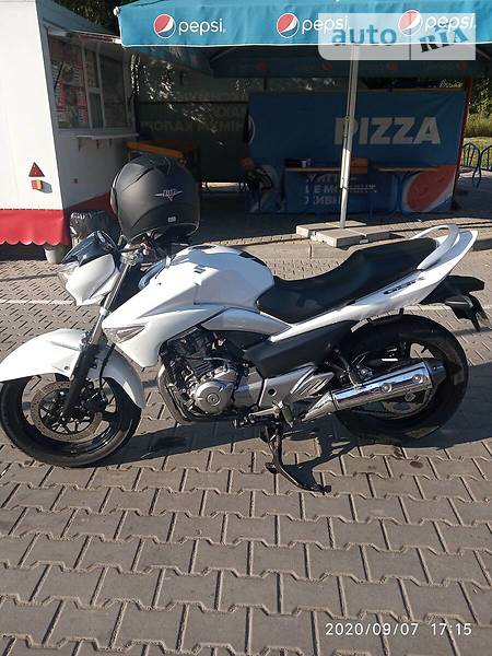 Мотоцикл Спорт-туризм Suzuki GSR 600 2016 в Виннице