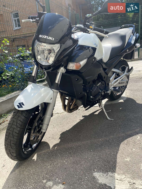 Грузовые мотороллеры, мотоциклы, скутеры, мопеды Suzuki GSR 600 2007 в Киеве