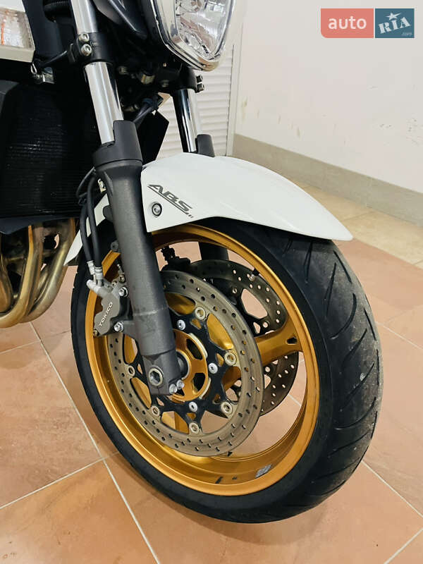 Мотоцикл Без обтікачів (Naked bike) Suzuki GSR 600 2010 в Києві