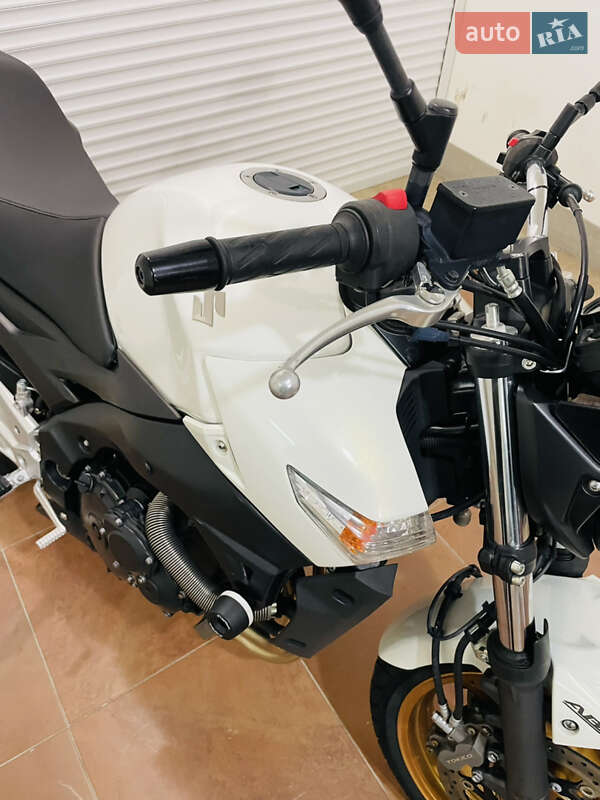 Мотоцикл Без обтікачів (Naked bike) Suzuki GSR 600 2010 в Києві