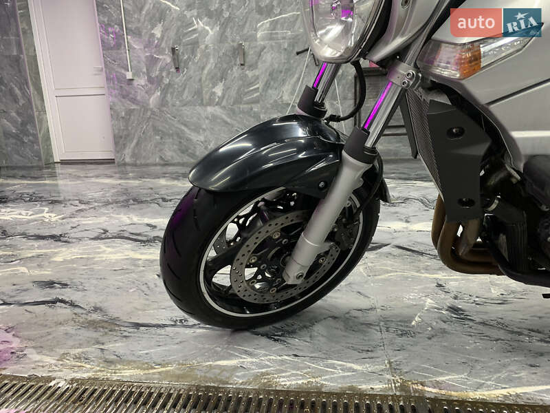 Мотоцикл Без обтекателей (Naked bike) Suzuki GSR 600 2006 в Львове фото 11 Мотоцикл Без обтекателей (Naked bike) Suzuki GSR 600 2006 в Львове