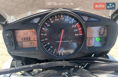 Мотоцикл Без обтекателей (Naked bike) Suzuki GSR 600 2006 в 