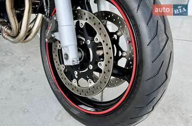 Мотоцикл Без обтекателей (Naked bike) Suzuki GSR 600 2007 в 