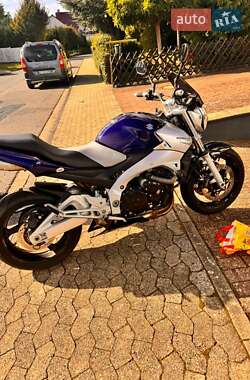 Мотоцикл Без обтекателей (Naked bike) Suzuki GSR 600 2008 в 