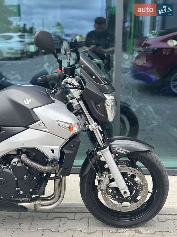 Мотоцикл Без обтекателей (Naked bike) Suzuki GSR 600 2007 в Ровно