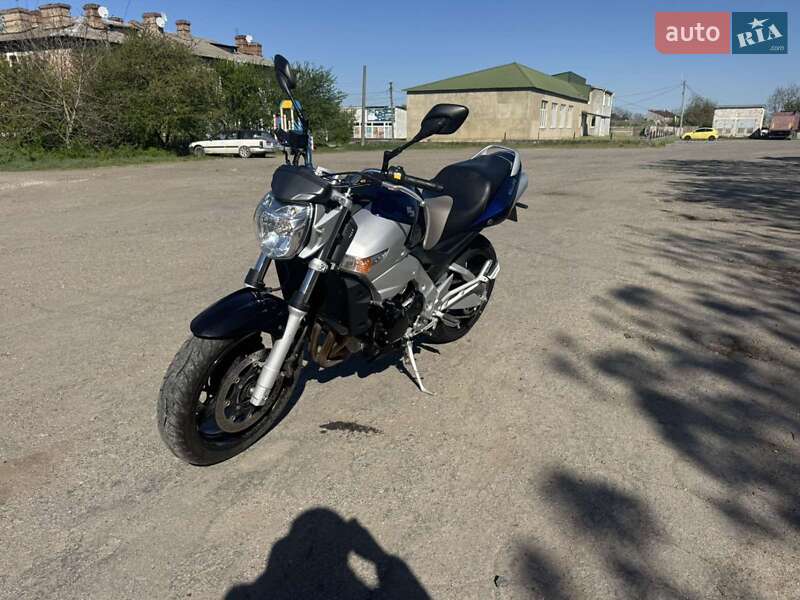 Мотоцикл Без обтекателей (Naked bike) Suzuki GSR 600 2007 в Киеве