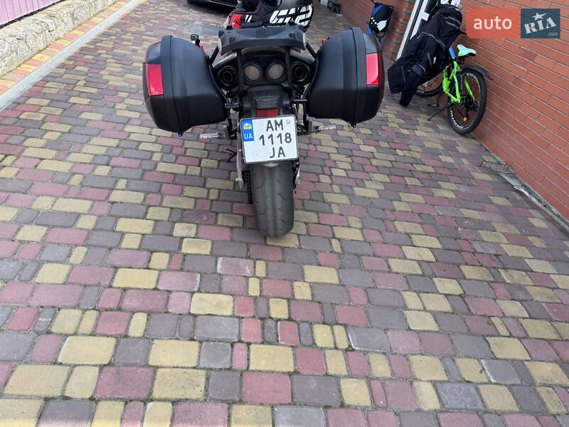 Мотоцикл Классик Suzuki GSR 600 2008 в Казатине