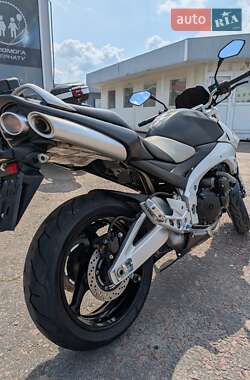 Мотоцикл Без обтікачів (Naked bike) Suzuki GSR 600 2006 в 