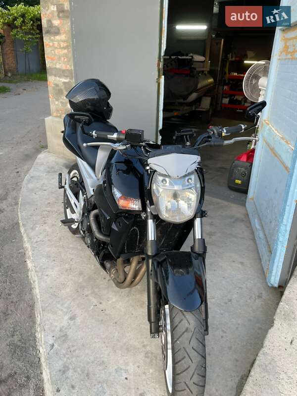 Спортбайк Suzuki GSR 600 2007 в Умани фото 2 Спортбайк Suzuki GSR 600 2007 в Умани