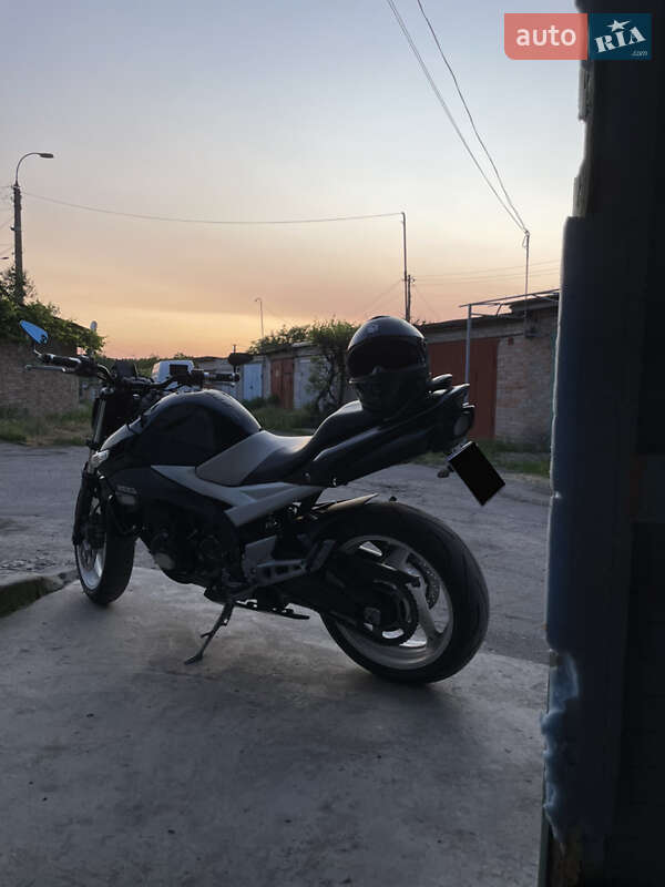 Спортбайк Suzuki GSR 600 2007 в Умани фото 10 Спортбайк Suzuki GSR 600 2007 в Умани