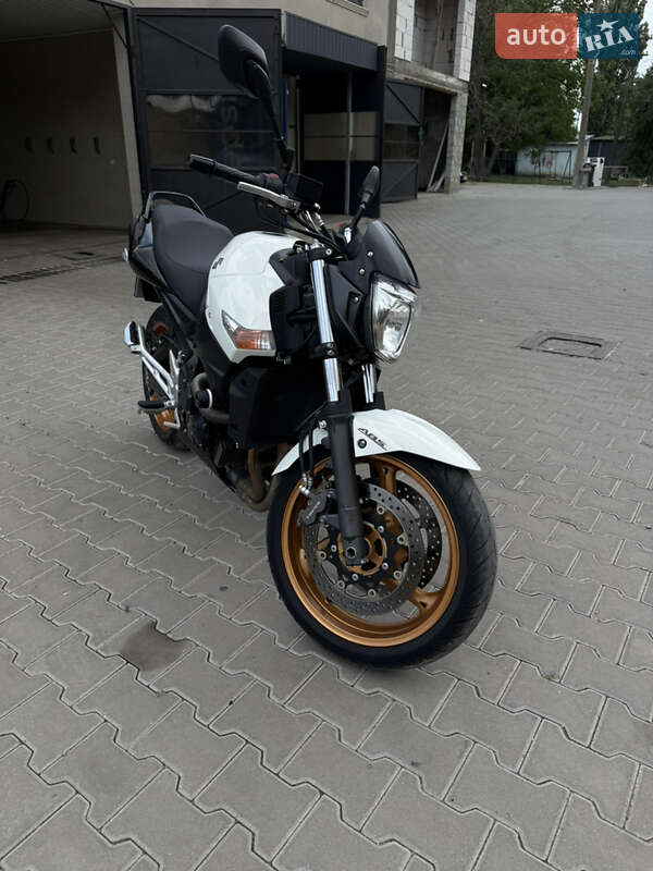 Мотоцикл Без обтікачів (Naked bike) Suzuki GSR 600 2010 в Одесі
