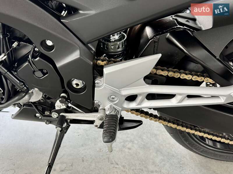 Мотоцикл Без обтекателей (Naked bike) Suzuki GSR 600 2008 в Хмельницком