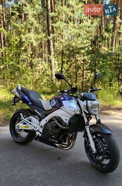Мотоцикл Без обтекателей (Naked bike) Suzuki GSR 600 2008 в 