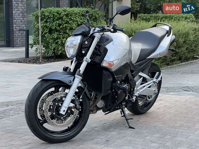 Мотоцикл Кросс Suzuki GSR 600 2010 в Києві