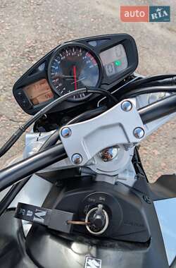 Мотоцикл Без обтекателей (Naked bike) Suzuki GSR 600 2007 в 