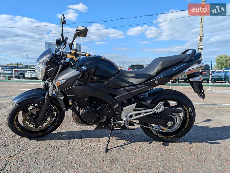 Мотоцикл Без обтекателей (Naked bike) Suzuki GSR 600 2008 в 