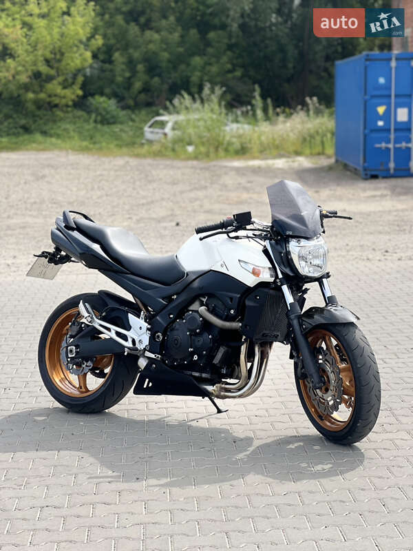 Мотоцикл Без обтекателей (Naked bike) Suzuki GSR 600 2010 в 