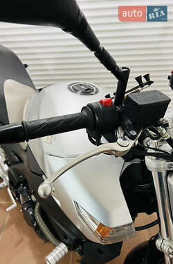 Мотоцикл Без обтікачів (Naked bike) Suzuki GSR 600 2008 в 
