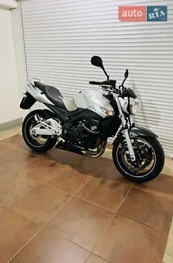 Мотоцикл Без обтікачів (Naked bike) Suzuki GSR 600 2008 в 