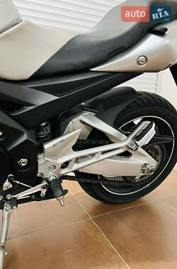 Мотоцикл Без обтікачів (Naked bike) Suzuki GSR 600 2008 в 