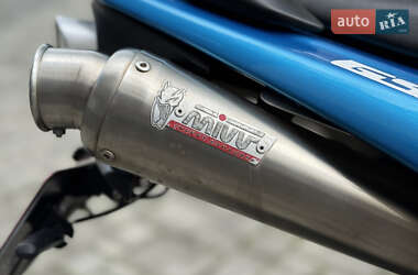 Мотоцикл Классик Suzuki GSR 600 2006 в 